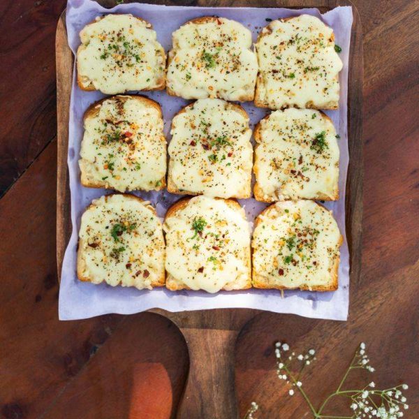 Cheesy Garlic Bread